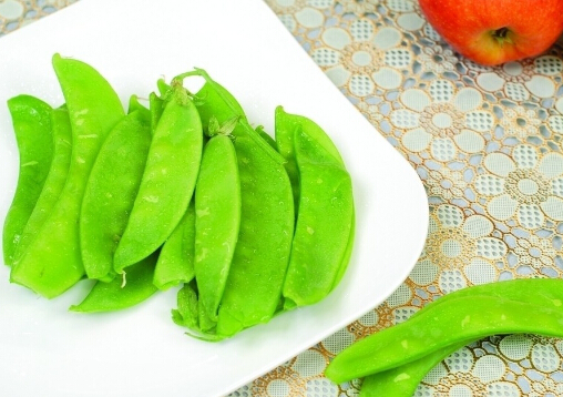 炒扁豆時(shí)加入蒜蓉可解毒-豆類蔬菜藥膳方