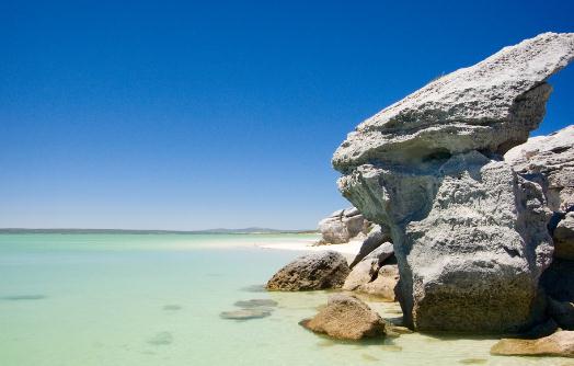 海邊旅游畫什么妝比較好？