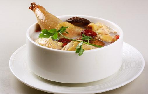 雞肉PK雞湯 哪個的營養(yǎng)價值更勝一籌