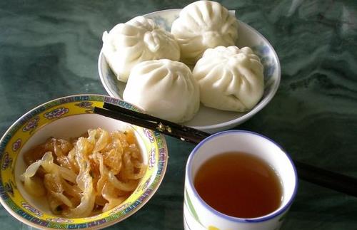 電腦族一日三餐營(yíng)養(yǎng)均衡 吃出好眼力