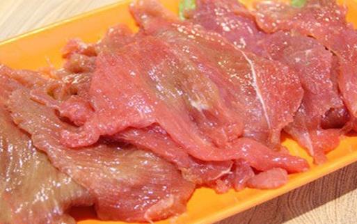 如何區(qū)別老嫩牛肉？牛肉怎么做好吃？