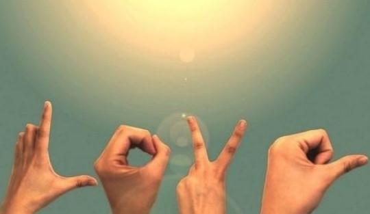 領(lǐng)導(dǎo)可在開會前與員工開開玩笑