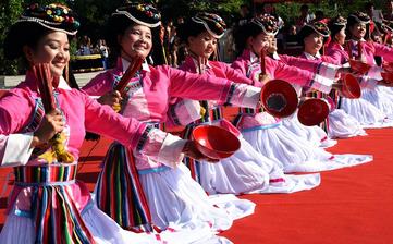 【普米族】普米族簡介_傳統(tǒng)節(jié)日_風俗習慣_服飾_舞蹈_美食_文化