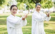 順四時春生冬藏 盡終其天年度百歲乃去