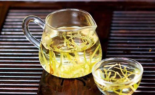 去除體內(nèi)的暑濕 喝茶來(lái)預(yù)防暑濕