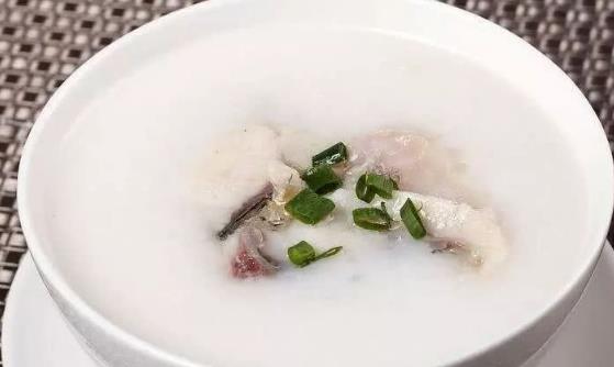 孕媽愛吃魚預(yù)防早產(chǎn)減少抑郁 這5種魚類可多吃